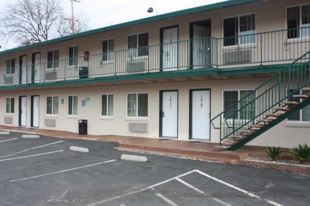 Value Inn & Suites Рединг Екстериор снимка