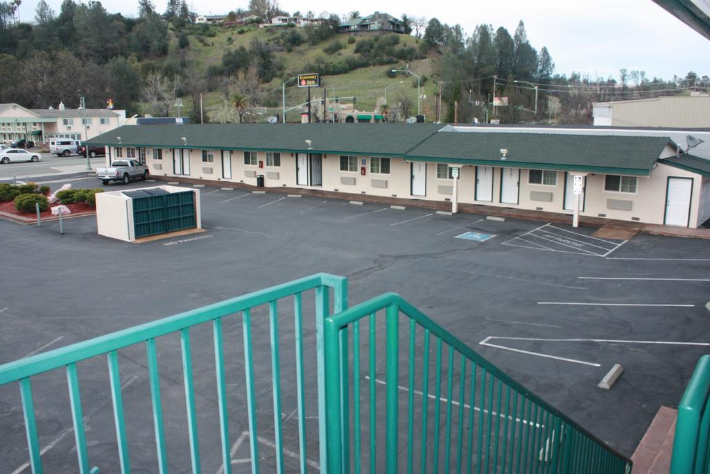 Value Inn & Suites Рединг Екстериор снимка