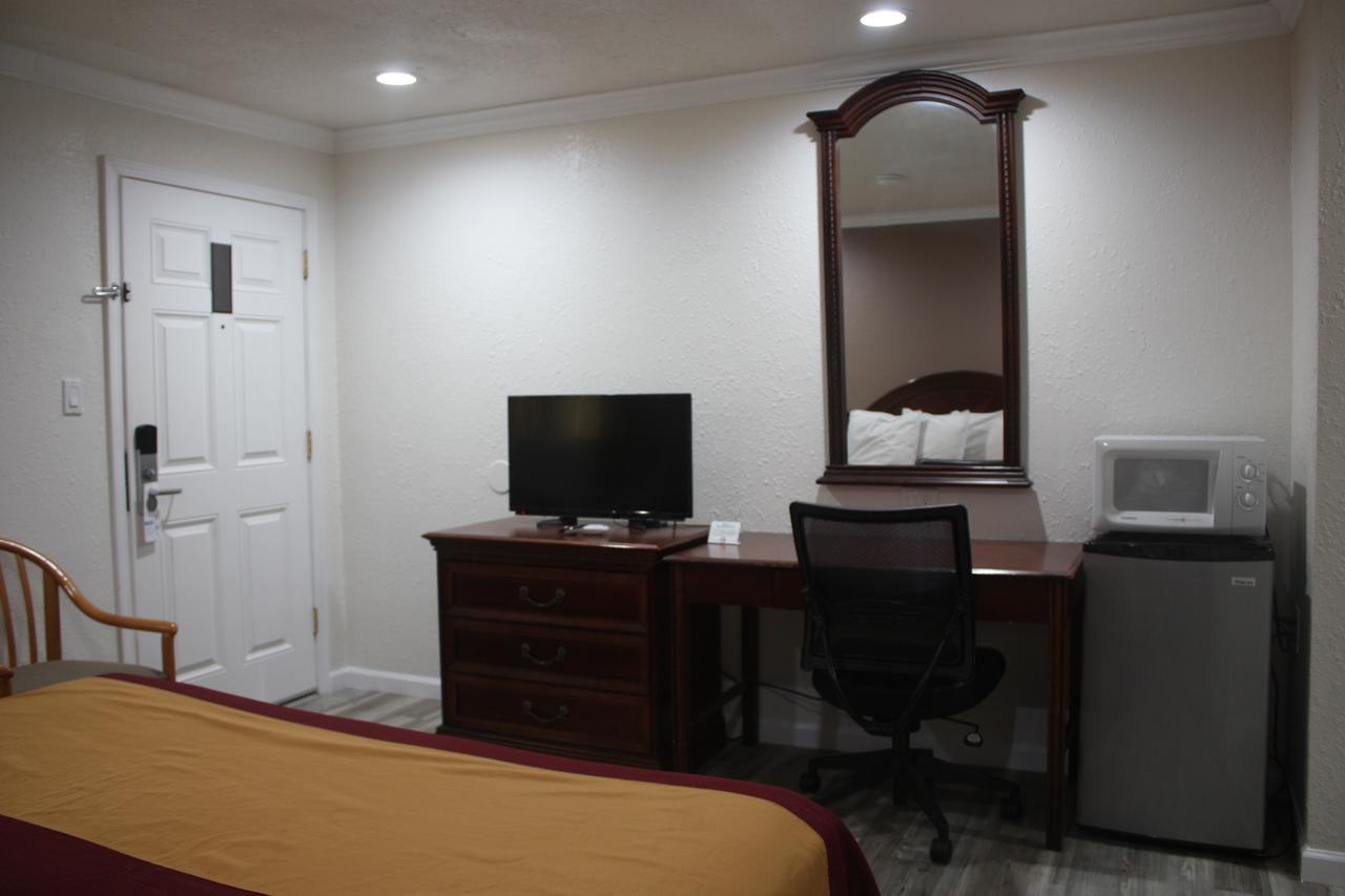 Value Inn & Suites Рединг Екстериор снимка