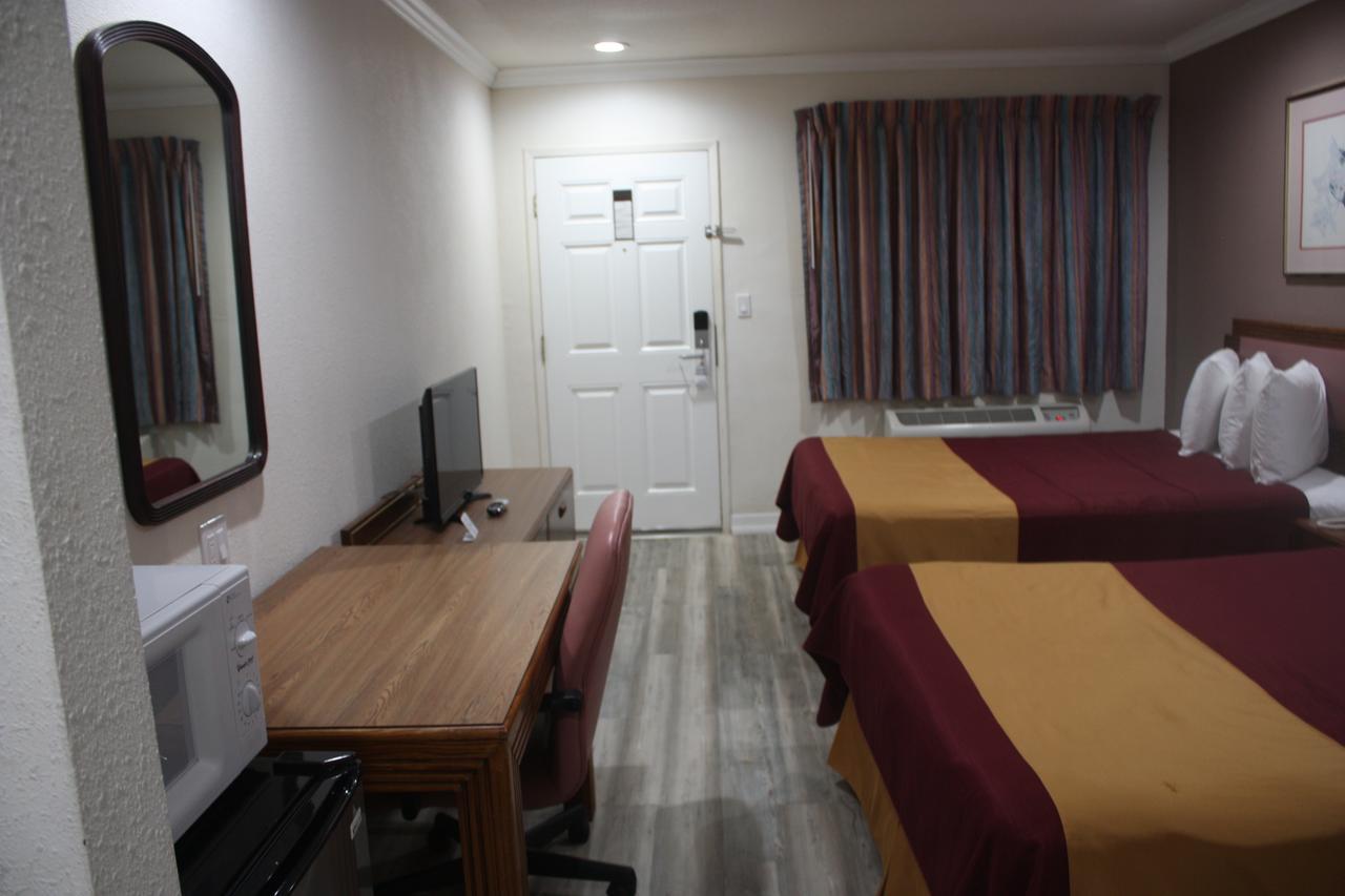 Value Inn & Suites Рединг Екстериор снимка